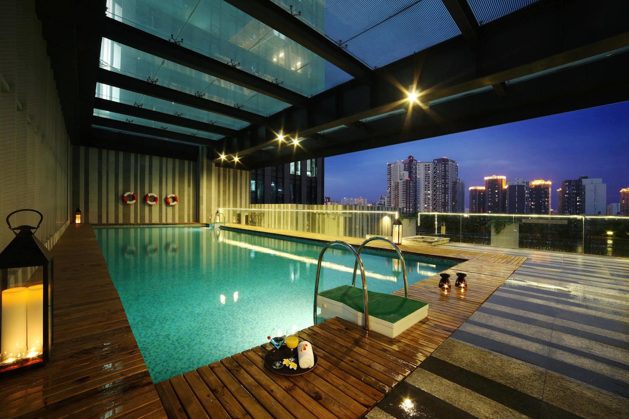 Rhombus Park Aura Chengdu Hotel Exteriér fotografie